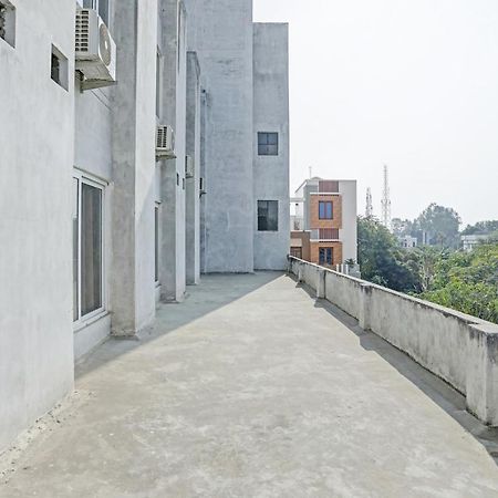 Oyo Flagship 80971 The Lime Tree Bareilly Luaran gambar