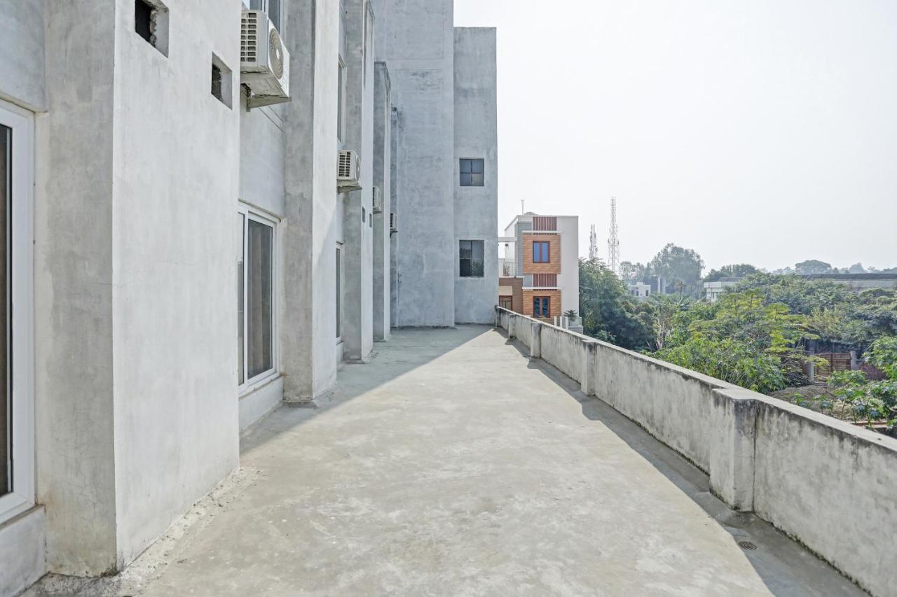 Oyo Flagship 80971 The Lime Tree Bareilly Luaran gambar