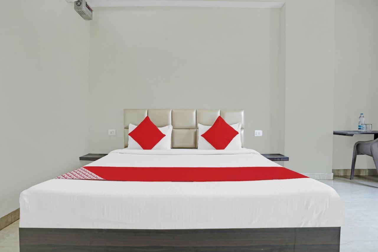 Oyo Flagship 80971 The Lime Tree Bareilly Luaran gambar