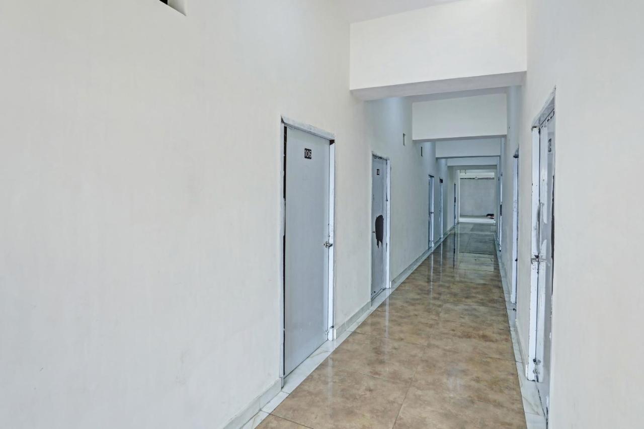 Oyo Flagship 80971 The Lime Tree Bareilly Luaran gambar