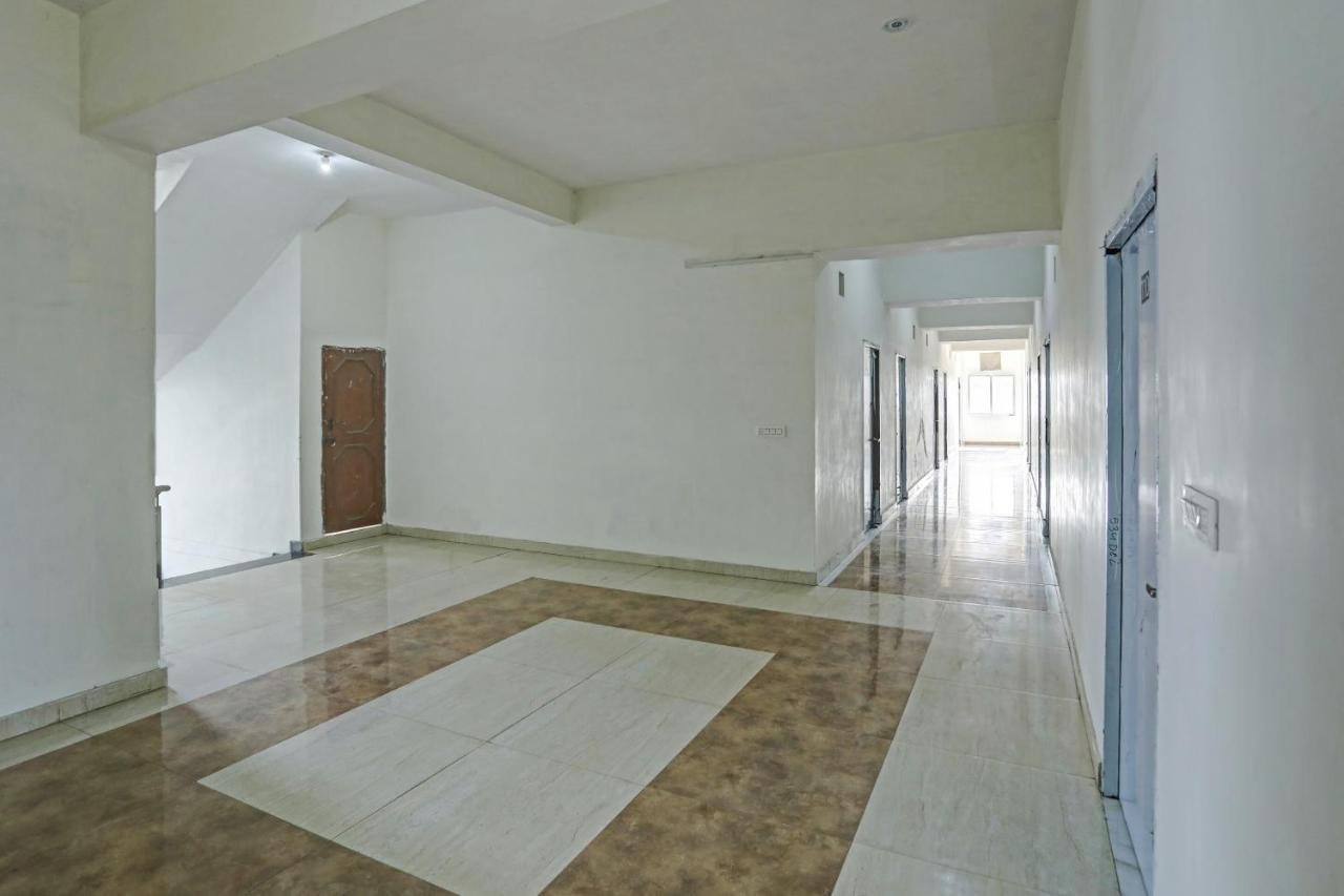 Oyo Flagship 80971 The Lime Tree Bareilly Luaran gambar