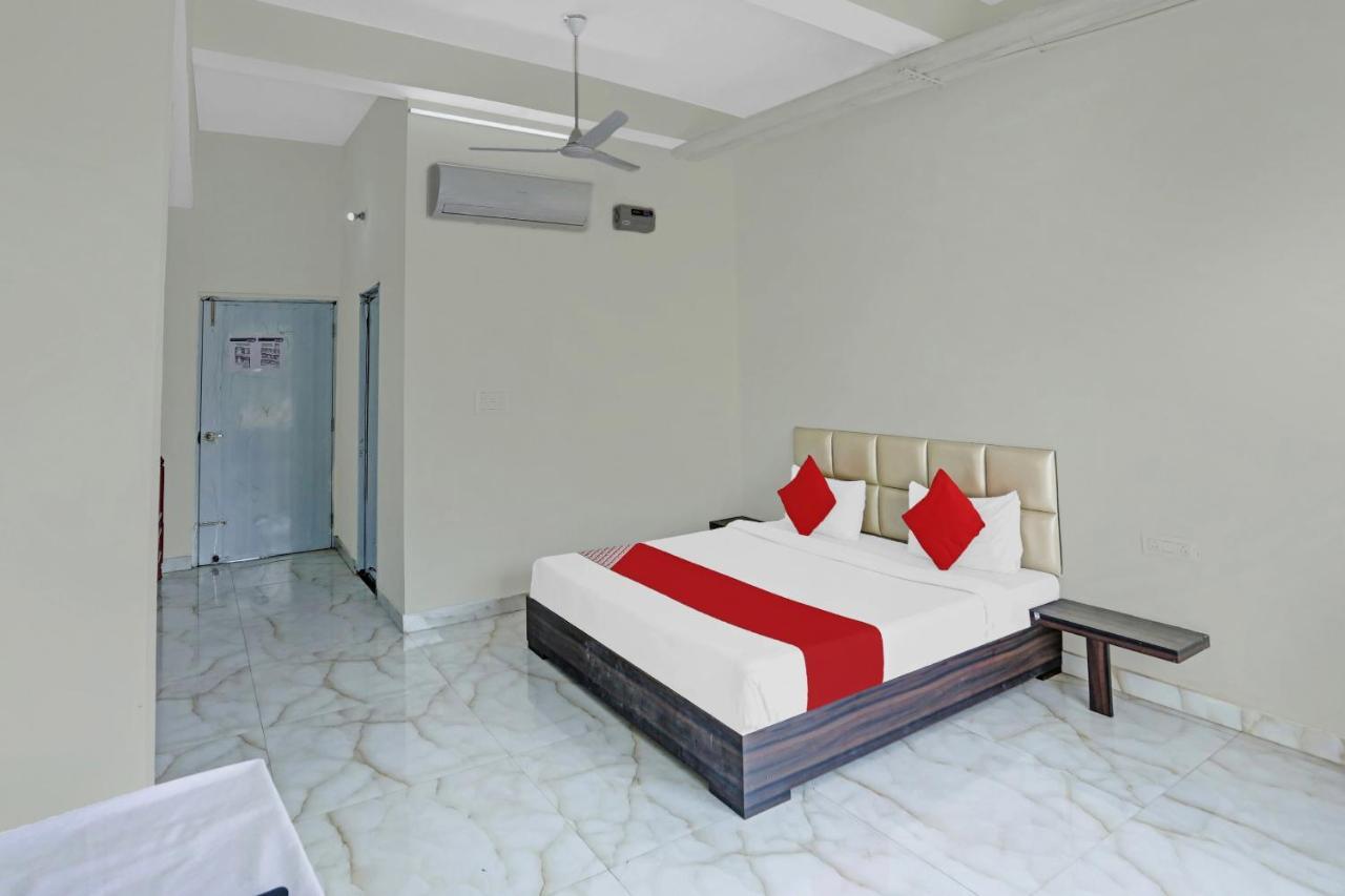 Oyo Flagship 80971 The Lime Tree Bareilly Luaran gambar